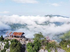 老挝游客量稳增 13% 前十月超 370 万人次